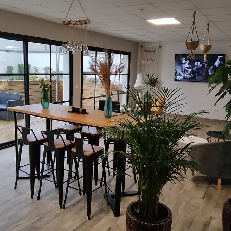 Raphaelle #3 Centre Avec Parking Апартаменты *