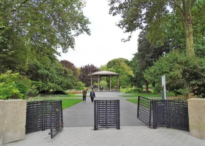 Raphaelle #3 Centre Avec Parking Apartment *