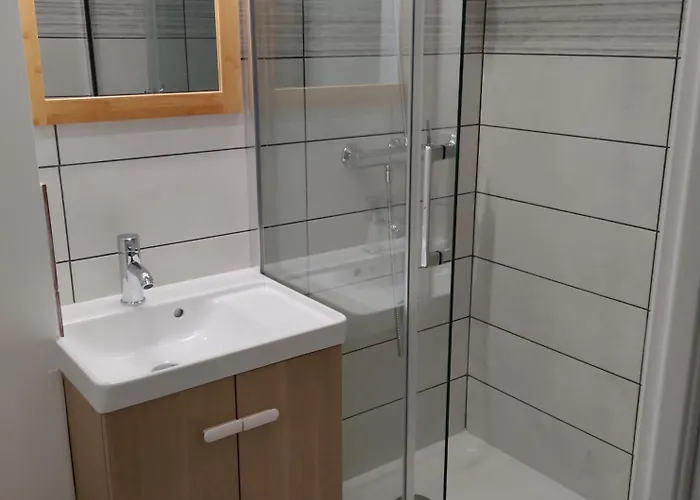 Raphaelle #3 Centre Avec Parking Apartment *